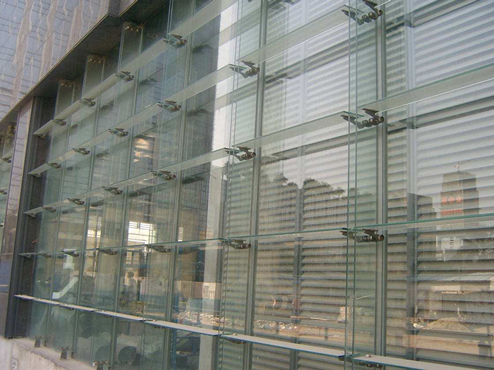 点支式玻璃幕墙